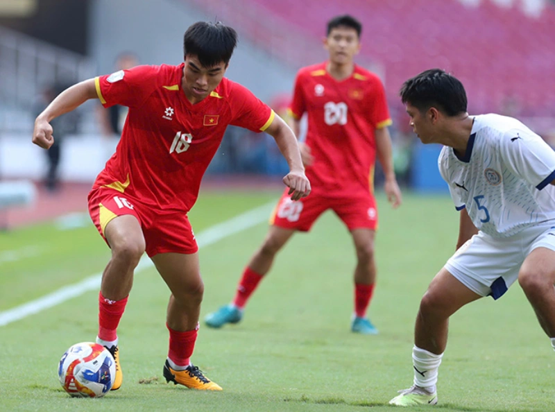 U23 Việt Nam đối đầu Philippines trên sân Bung Karno